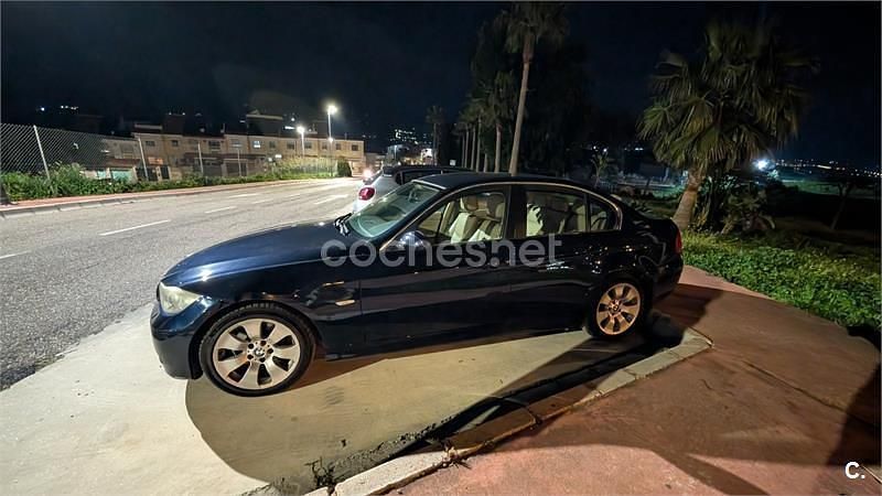 Usado BMW 330 204 CV (150 kW) 2006 Azul Berlina