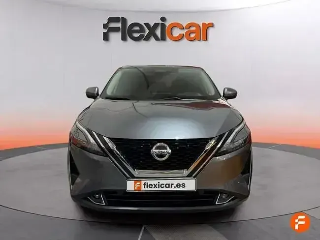 Usado Nissan Qashqai Acenta 140 CV (102 kW) 2021 Gris SUV