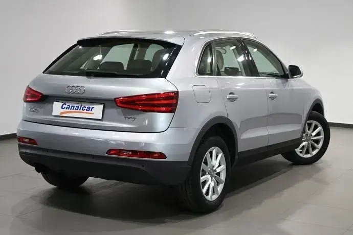 Usado Audi Q3 Advanced 150 CV (110 kW) 2014 Plateado SUV