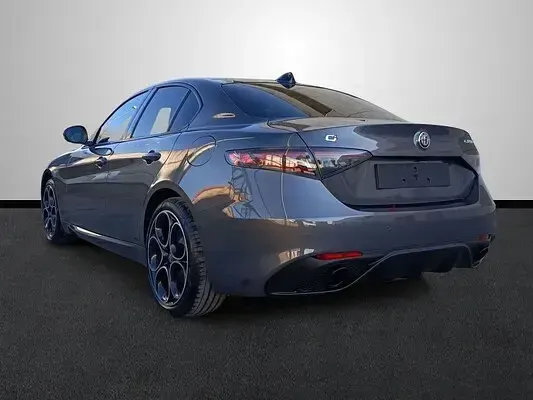 Nuevo Alfa Romeo Giulia Veloce 210 CV (154 kW) 2025 Berlina