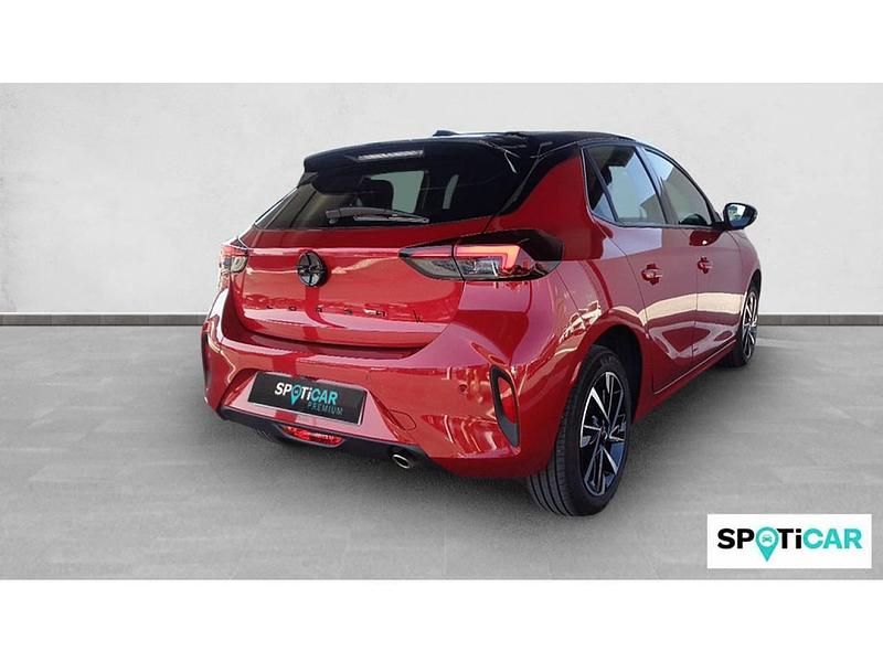 Nuevo Opel Corsa 100 CV (73 kW) 2026 Rojo Utilitario