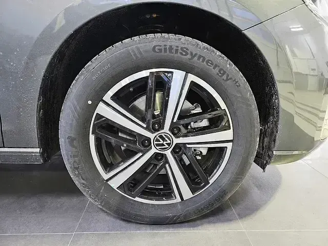 Nuevo VW Caddy 122 CV (89 kW) 2025 Gris Monovolumen