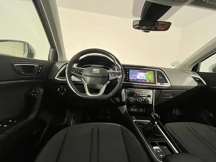 Usado Seat Ateca Style 150 CV (110 kW) 2025 Gris SUV