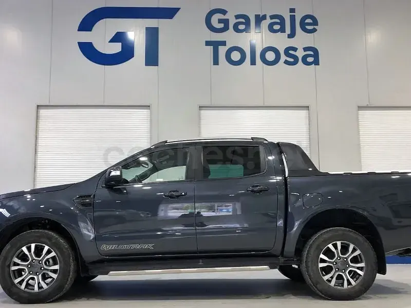 Usado Ford Ranger Wildtrack 213 CV (156 kW) 2022 Gris / plata Pickup/Camioneta