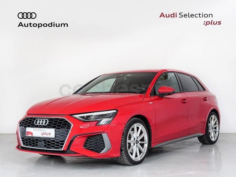 Usado Audi A3 S-Line 150 CV (110 kW) 2023 Rojo Berlina