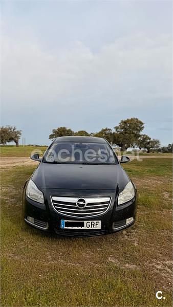 Usado Opel Insignia Edition 160 CV (117 kW) 2010 Negro Berlina