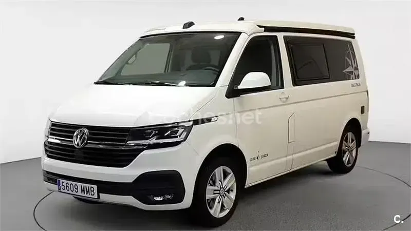 Usado VW California Beach 150 CV (110 kW) 2023 Blanco Van