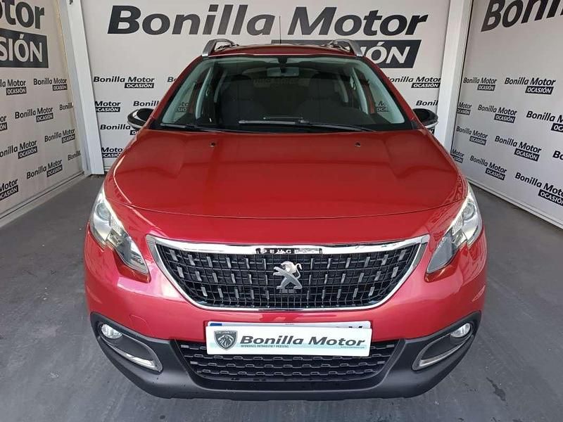Usado Peugeot 2008 Style 99 CV (72 kW) 2018 Rojo SUV