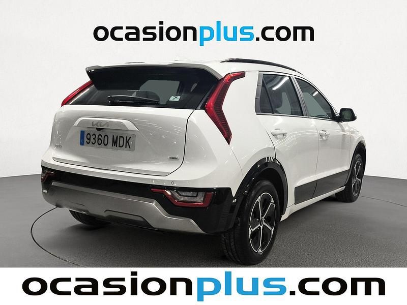 Usado Kia Niro 141 CV (103 kW) 2023 Blanco SUV