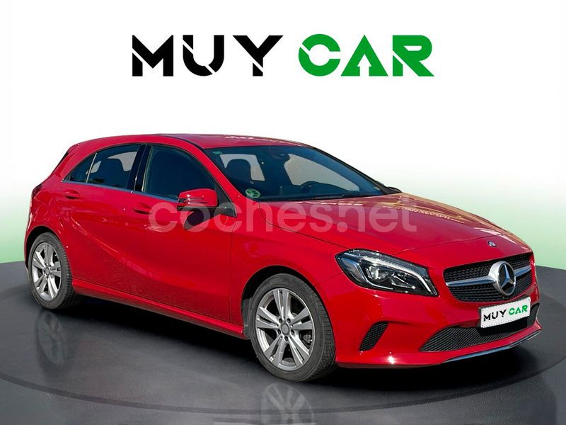 Rojo Usado 2017 Mercedes A200 Berlina | 18.490 € (Precio justo) - Imagen 1/4