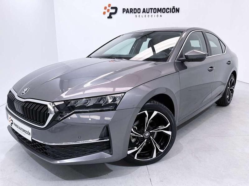 Usado Skoda Octavia Selection 150 CV (110 kW) 2025 Gris Utilitario