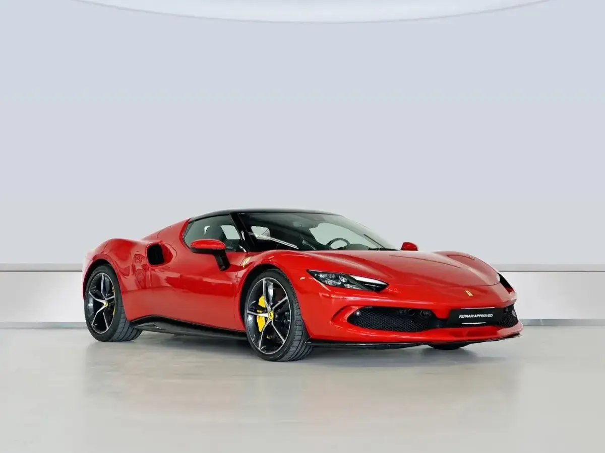 Usado Ferrari 296 829 CV (609 kW) 2022 Rojo