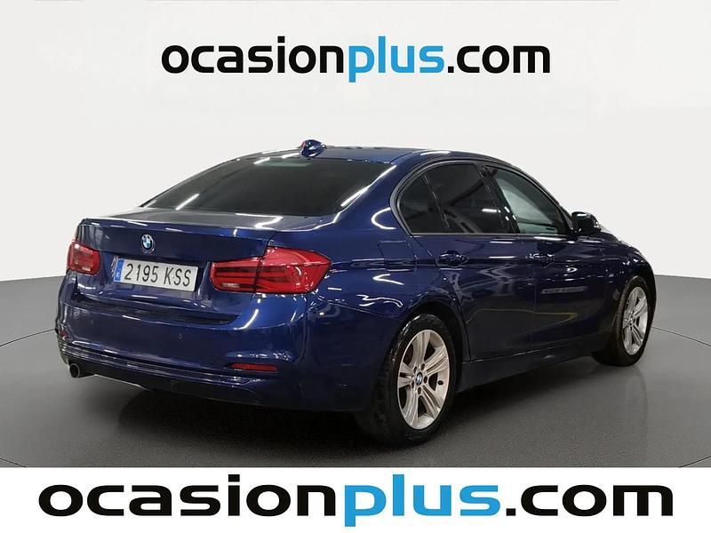 Używany BMW 318 150 KM (110 kW) 2018 Niebieski Sedan/Limuzyna