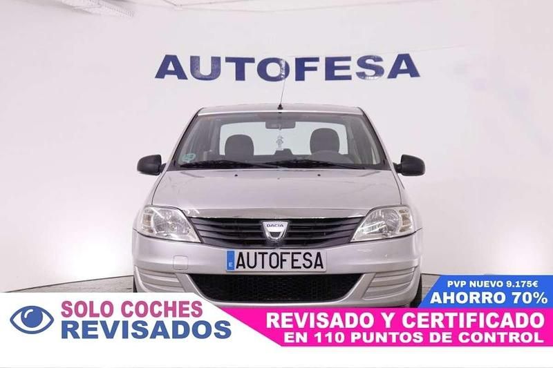 Usado Dacia Logan Ambiance 75 CV (55 kW) 2010 Gris Utilitario