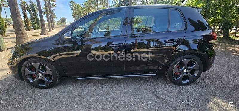 Begagnad VW Golf VI GTI 210 HK (154 kW) 2009 Svart Halvkombi