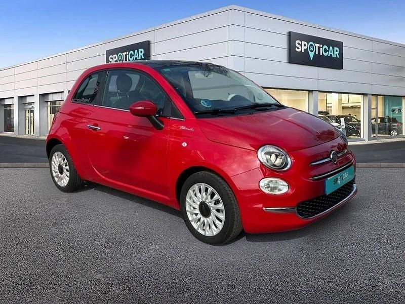 Usado Fiat 500 Dolcevita 70 CV (51 kW) 2022 Rojo Utilitario