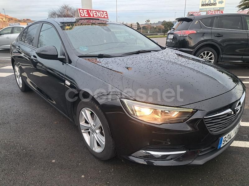 Usado Opel Insignia Innovation 136 CV (100 kW) 2020 Negro Berlina