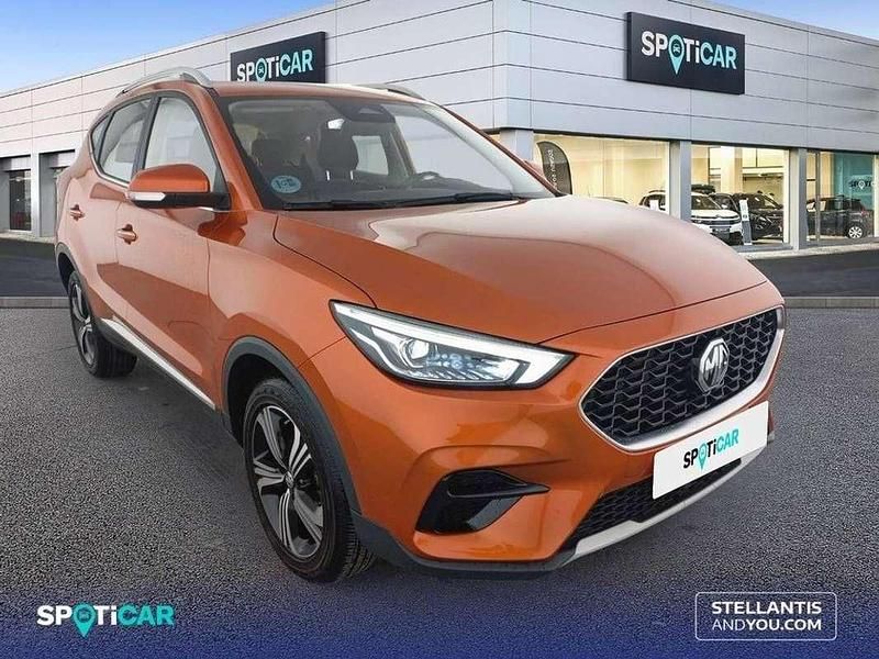 Usado MG MG3 Comfort 116 CV (85 kW) 2025 Naranja Utilitario