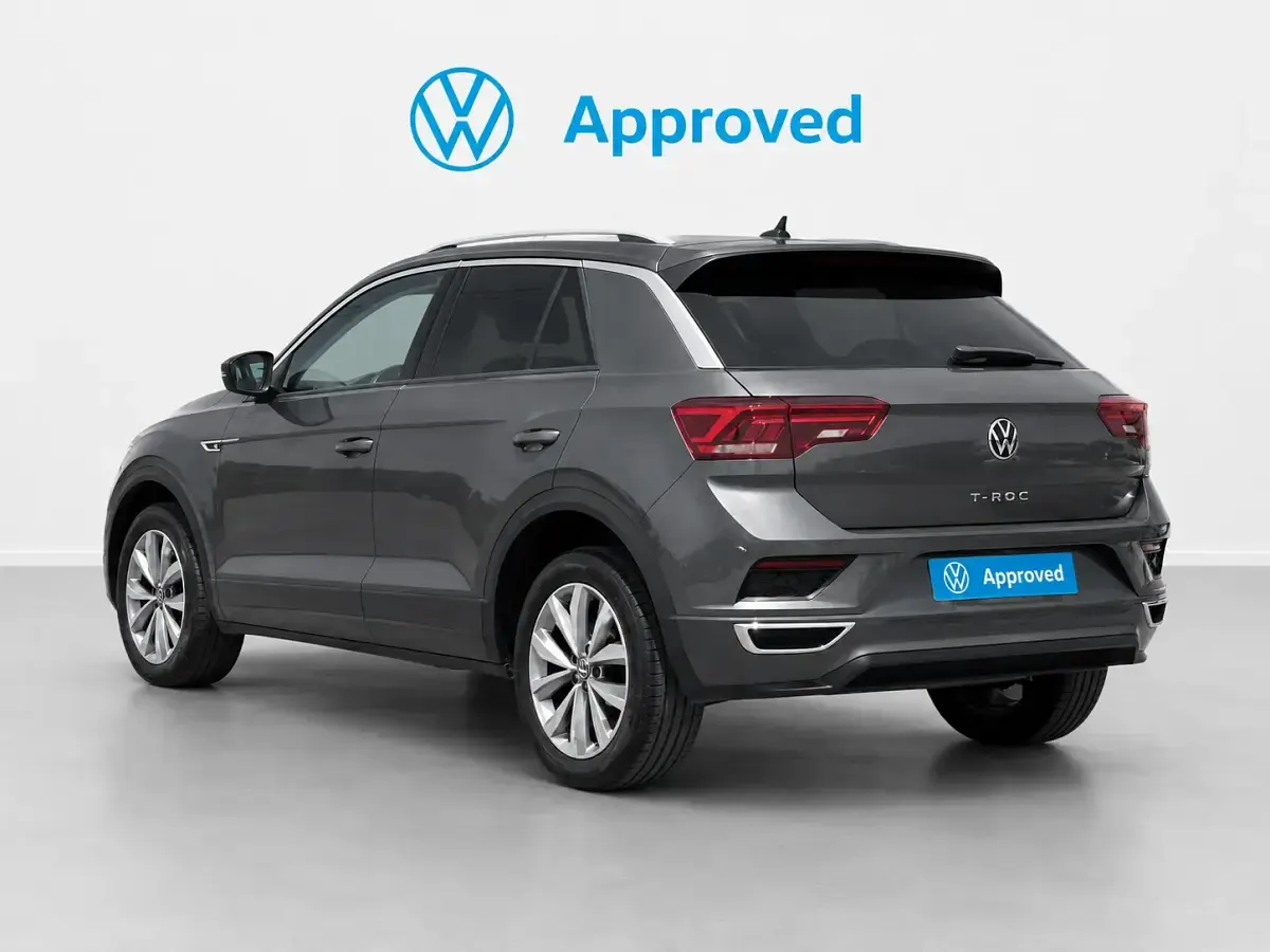 Usado VW T-Roc Advance 150 CV (110 kW) 2025 Gris SUV