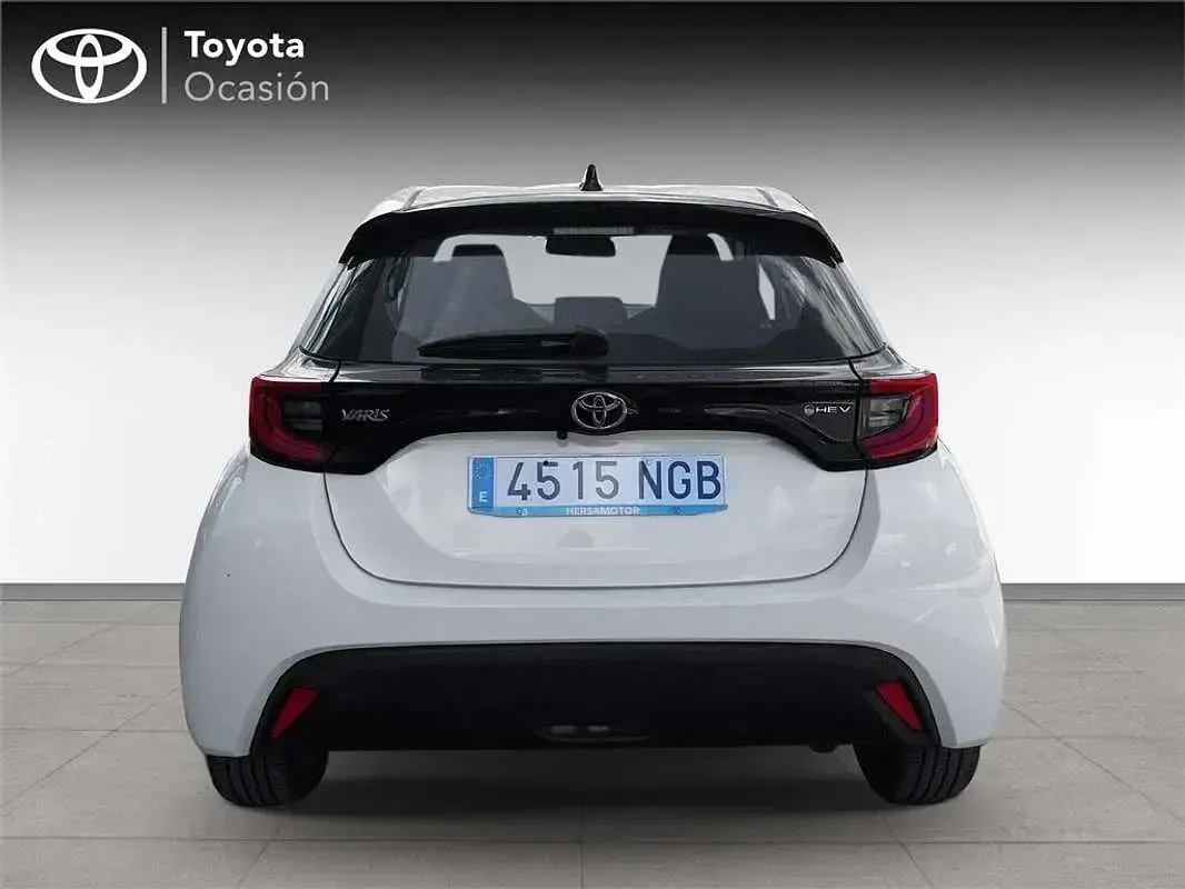 Usado Toyota Yaris Hybrid Active 116 CV (85 kW) 2025 Monovolumen