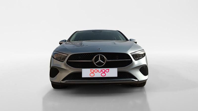 Usado Mercedes A180 136 CV (100 kW) 2025 Berlina