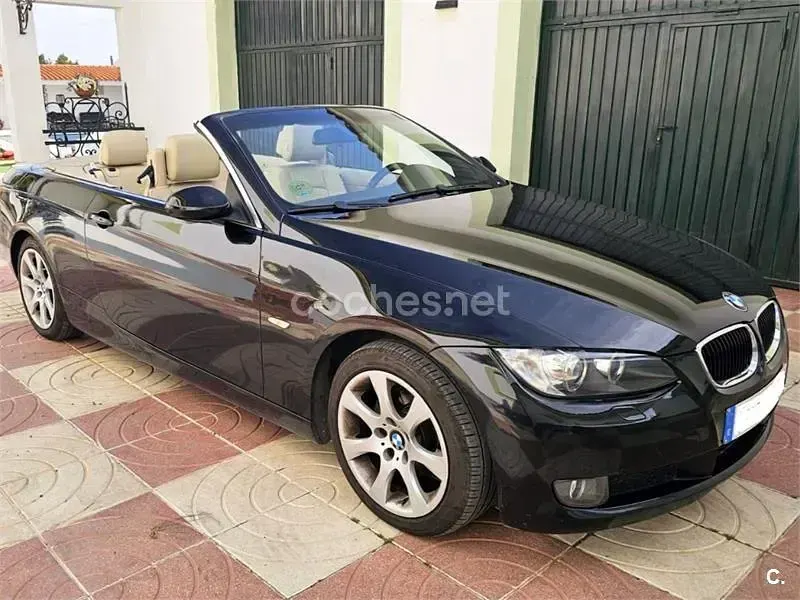Usado BMW 320 Cabriolet 170 CV (125 kW) 2010 Negro Descapotable