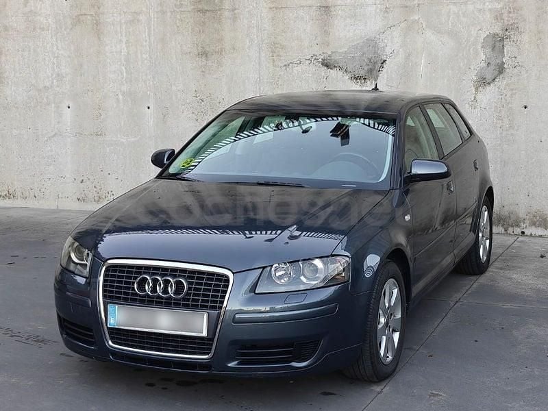 Usado Audi A3 Ambition 150 CV (110 kW) 2005 Gris / plata Utilitario