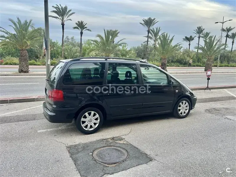 Usado Seat Alhambra Stylance 140 CV (102 kW) 2007 Negro Monovolumen
