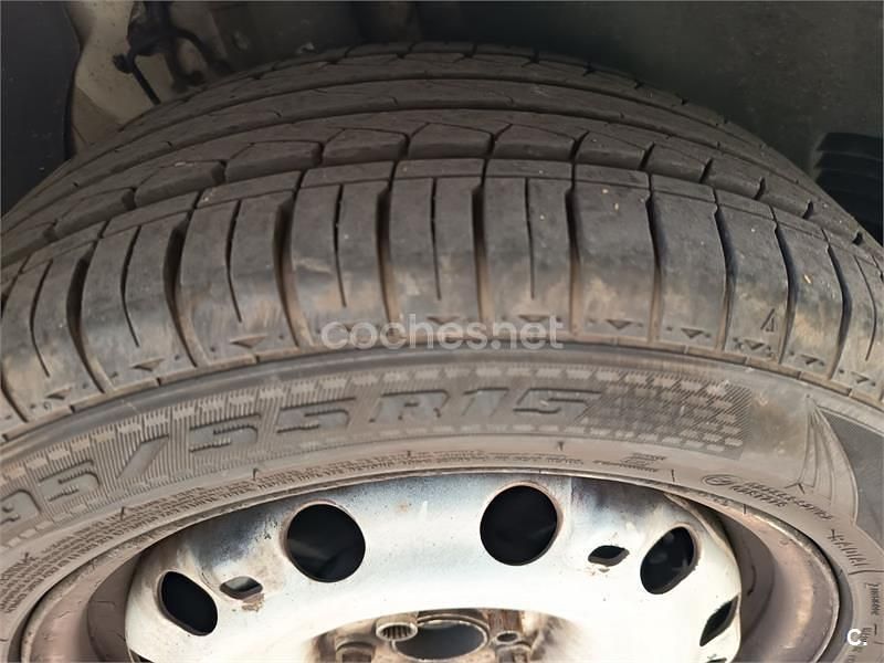 Begagnad Seat Ibiza Reference 70 HK (51 kW) 2008 Vit Sedan