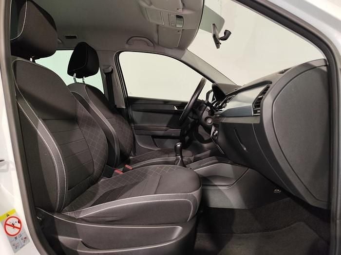 Usado Skoda Fabia Ambition 95 CV (69 kW) 2021 Blanco