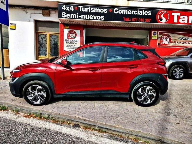 Usado Hyundai Kona 141 HP (103 kW) 2022 Vermelho SUV