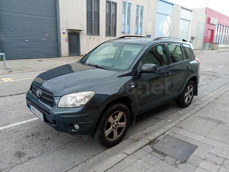 Usado Toyota RAV4 Sol 136 CV (100 kW) 2009 Gris / plata SUV