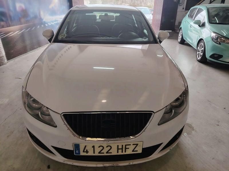 Usado Seat Exeo Reference 143 CV (105 kW) 2011 Blanco Berlina