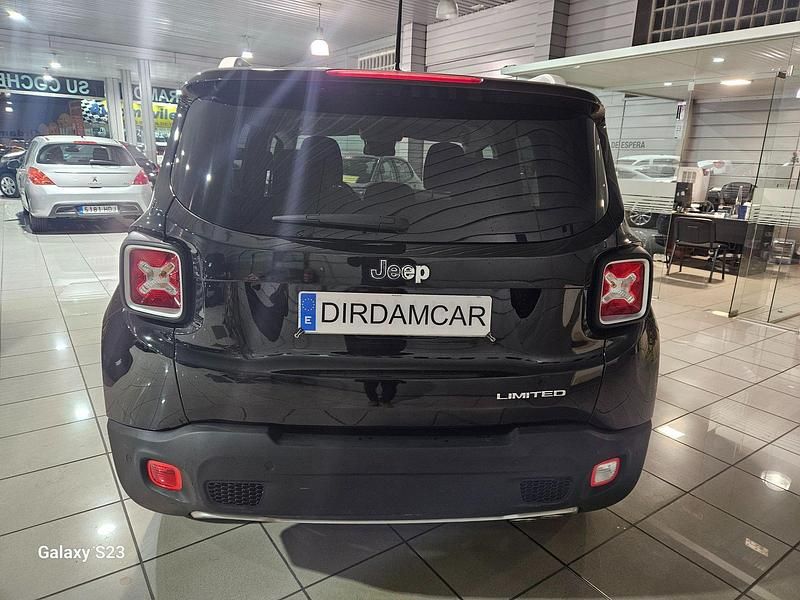 Usado Jeep Renegade Sport 120 CV (88 kW) 2018 Negro SUV