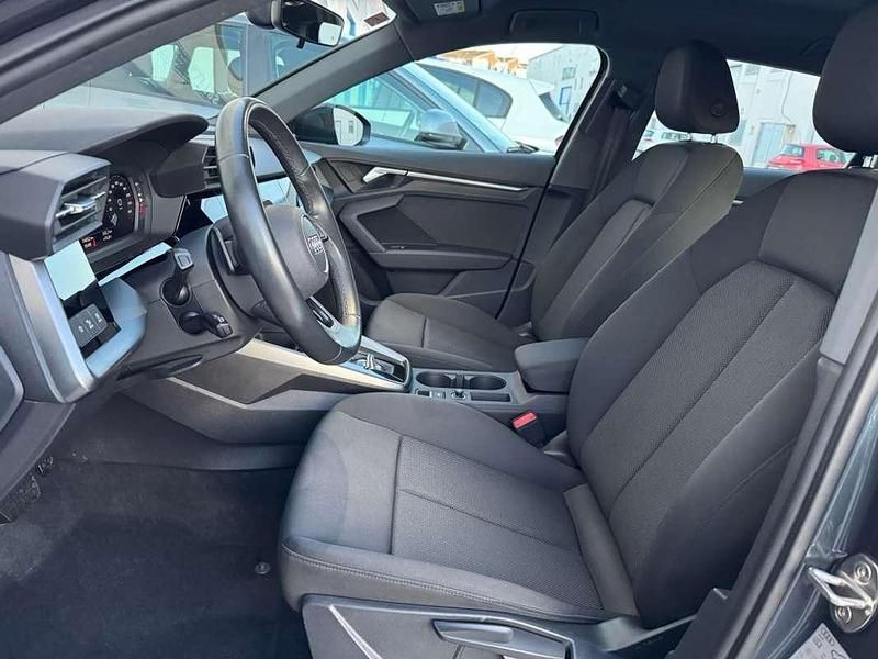 Usado Audi A3 Sportback 150 CV (110 kW) 2020 Gris Utilitario