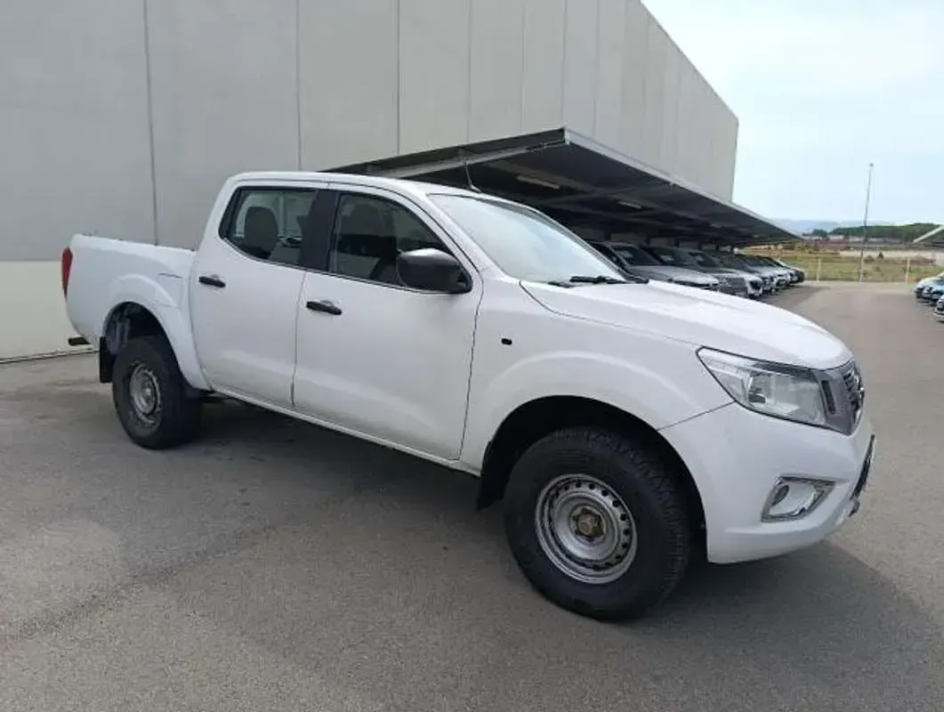 Usado Nissan Navara 163 CV (119 kW) 2017 Blanco Pickup/Camioneta