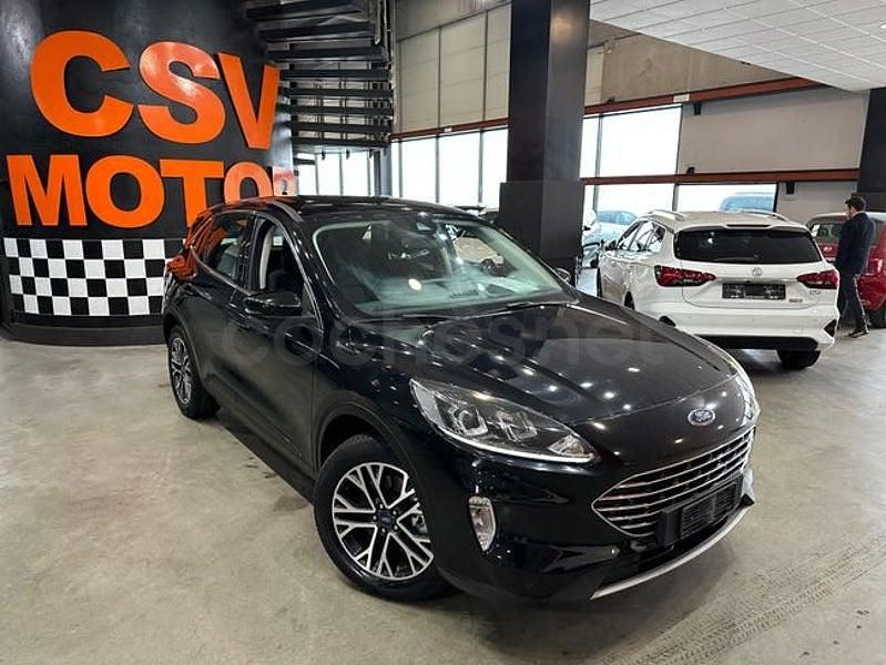 Usado Ford Kuga Titanium 225 CV (165 kW) 2020 Negro SUV