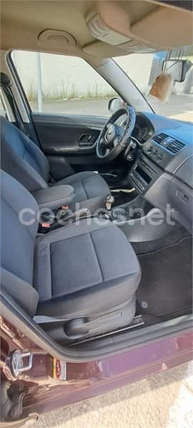 Granate Usado 2011 Skoda Fabia Style Familiar | 4500 € (Super precio) - Imagen 1/4