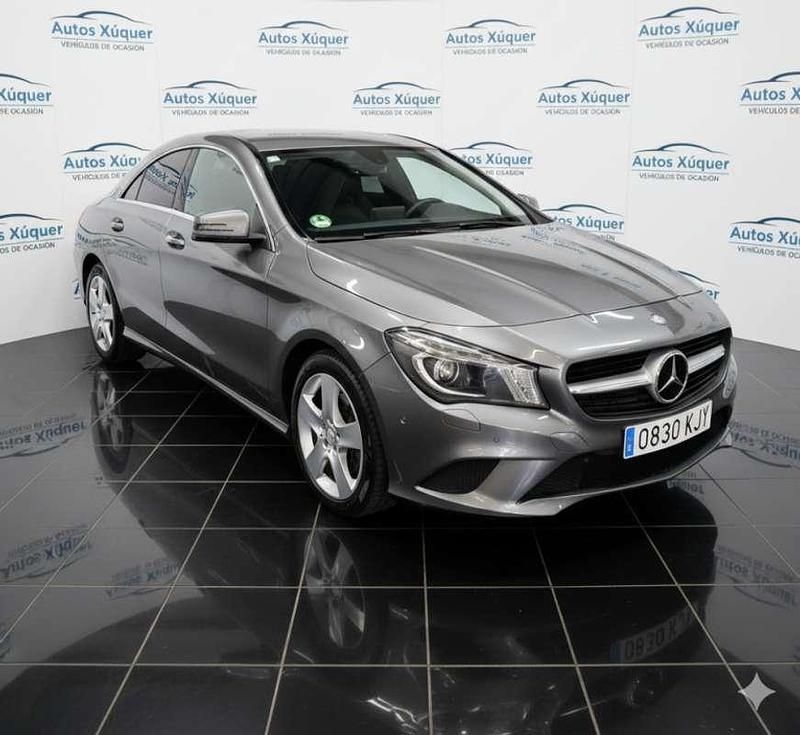 Usado Mercedes CLA220 177 CV (130 kW) 2015 Gris Berlina