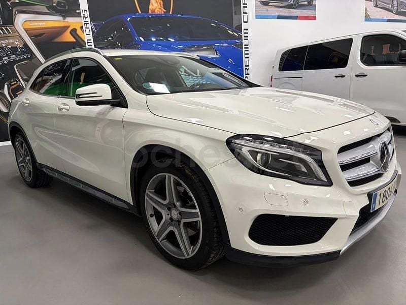 Usado Mercedes GLA220 AMG line 177 CV (130 kW) 2015 Blanco SUV
