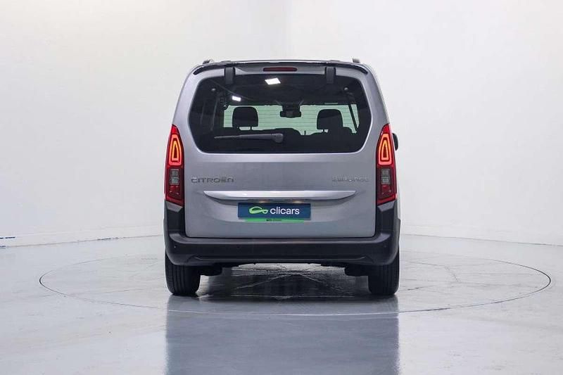 Usado Citroën Berlingo 102 CV (75 kW) 2024 Plateado Monovolumen