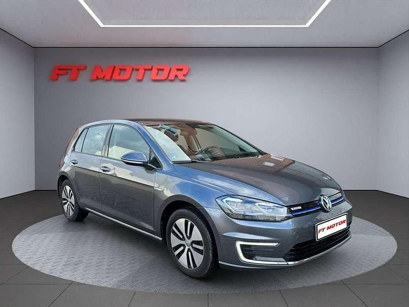 Usado VW e-Golf 100 kW (136 CV) 2020 Gris Utilitario
