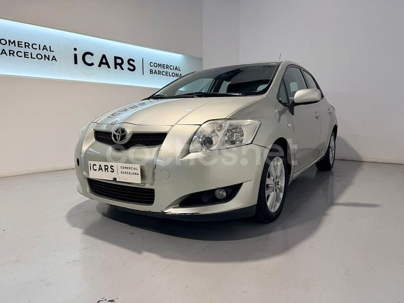 Usado Toyota Auris Active 90 CV (66 kW) 2009 Gris / plata Berlina