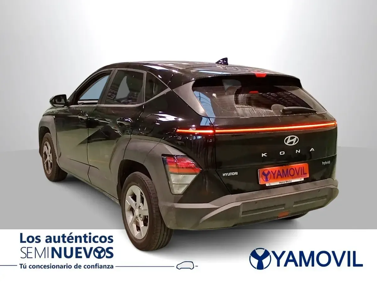 Usado Hyundai Kona 120 CV (88 kW) 2023 Negro SUV