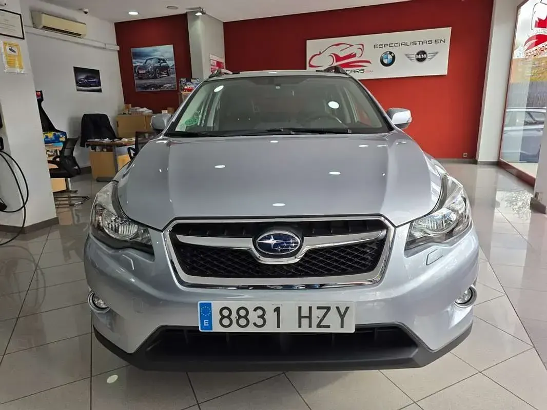 Usado Subaru XV 156 CV (114 kW) 2014 Gris / plata SUV