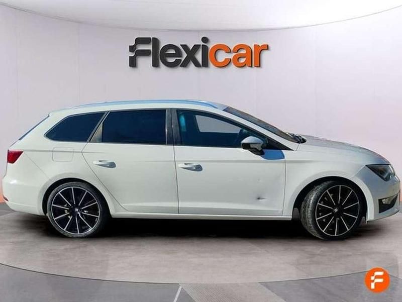 Usado Seat Leon ST FR 184 CV (135 kW) 2016 Blanco Familiar