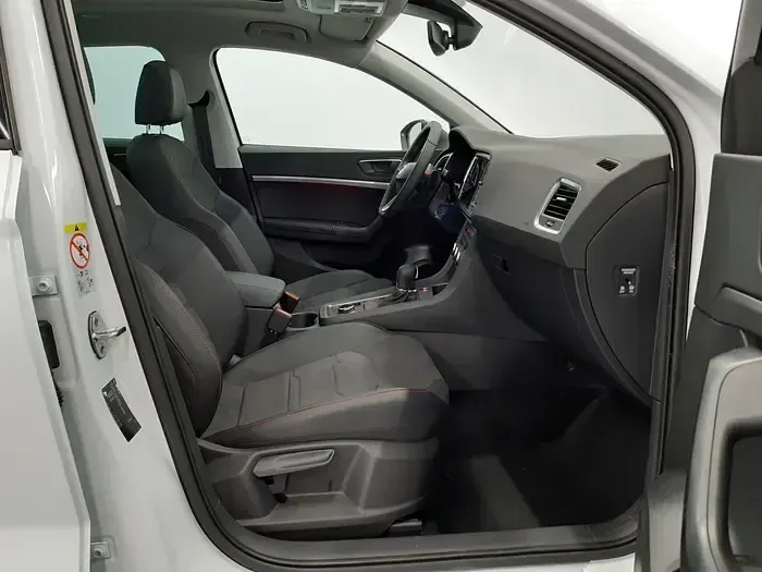 Usado Seat Ateca FR 150 CV (110 kW) 2025 Blanco SUV