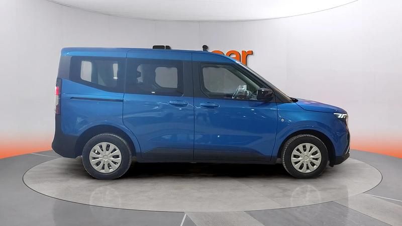 Usado Ford Tourneo Courier Trend 125 CV (91 kW) 2024 Azul Monovolumen