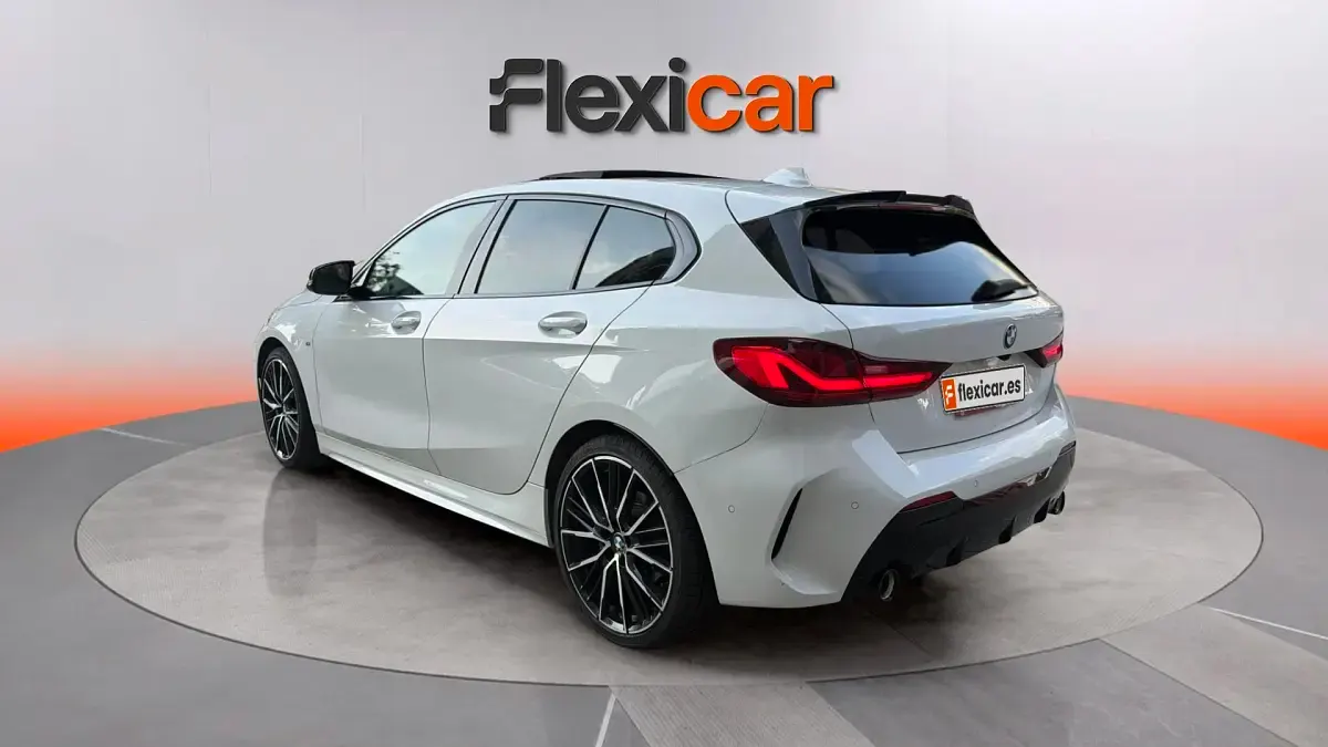 Usado BMW 116 116 CV (85 kW) 2020 Blanco Utilitario