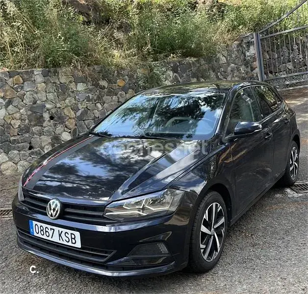 Usado VW Polo Beats 95 CV (69 kW) 2018 Negro Utilitario